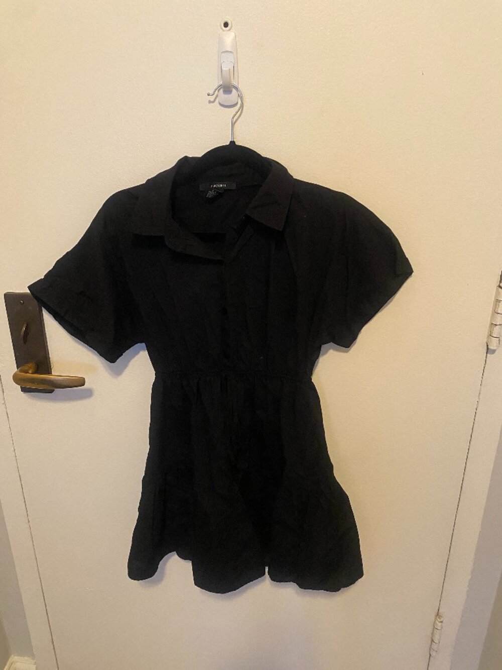 Forever 21 Black Short Sleeve Mini Dress